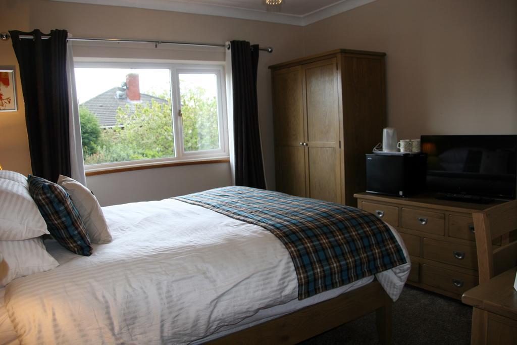 Mere Cottage B & B Alsager Oda fotoğraf
