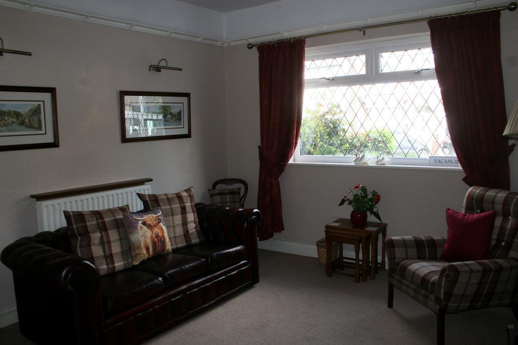 Mere Cottage B & B Alsager Dış mekan fotoğraf